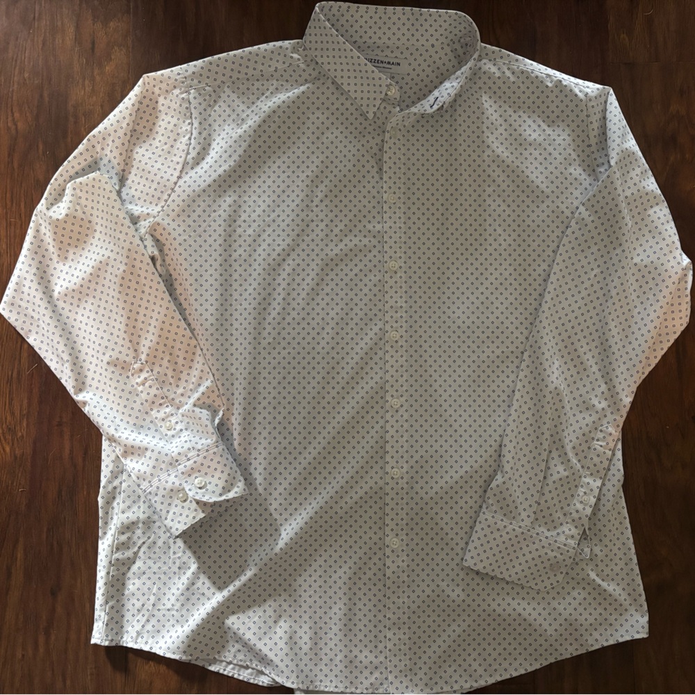 Mizzen & Main Performance Button Down Shirt - image 1